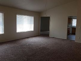 515 Tranquil Dr, Sparks, Nv 89441  Comfortable House For Rent in Sparks, NV (Photo 5 of 12)