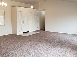 515 Tranquil Dr, Sparks, Nv 89441  Comfortable House For Rent in Sparks, NV (Photo 6 of 12)