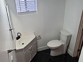 15 Valley View Ln, Boulder City, Nv 89005 . House For Rent in Boulder City, NV (Photo 8 of 12)