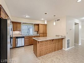 987 Bel Air Cir, Winchester, Nv 89109 . Awesome House For Rent in Winchester, NV (Photo 5 of 9)