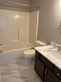 House For Rent 32 Dry Hill Rd Unit A, Rochester, Nh 03839  in Rochester, NH (Photo 7 of 8)