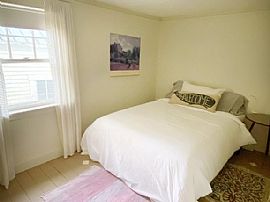 8 E Thetford Rd, Lyme, Nh 03768 . House For Rent in Lyme, NH (Photo 6 of 8)