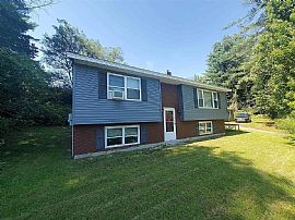331 N Main St, West Lebanon, Nh 03784 . Lovely House For Rent in West Lebanon, NH