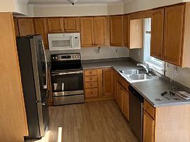 331 N Main St, West Lebanon, Nh 03784 . Lovely House For Rent in West Lebanon, NH (Photo 9 of 11)