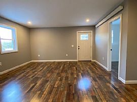 104 Timber Ln, Littleton, Nh 03561  Unique House For Rent in Littleton, NH (Photo 10 of 12)