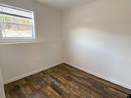 104 Timber Ln, Littleton, Nh 03561  Unique House For Rent in Littleton, NH (Photo 12 of 12)