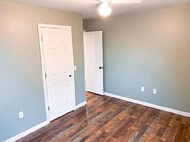 104 Timber Ln, Littleton, Nh 03561  Unique House For Rent in Littleton, NH (Photo 7 of 12)