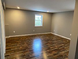 104 Timber Ln, Littleton, Nh 03561  Unique House For Rent in Littleton, NH (Photo 9 of 12)