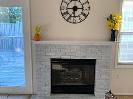 72 Whilshire Ln, Toms River, Nj 08753 . Comfortable House Rent in Toms River, NJ (Photo 4 of 7)