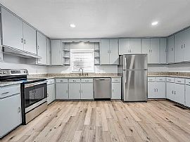 505 2nd St Ne, Alabaster, Al 35007 in Alabaster, AL (Photo 7 of 9)