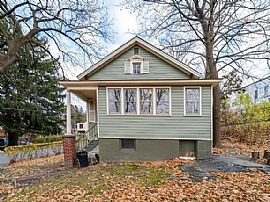 11 Mann Ave, Troy, Ny 12180 . Lovely House For Rent in Troy, NY (Photo 3 of 12)