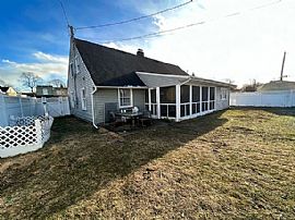 11 Target Ln, Levittown, Ny 11756 . Nice House in Levittown, NY (Photo 2 of 12)