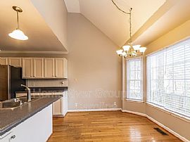 917 Glenmacie Dr, Fuquay Varina, Nc 27526 . House For Rent in Fuquay Varina, NC (Photo 4 of 10)