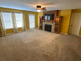 116 Redstone Ln, Statesville, Nc 28625 . House For Rent in Statesville, NC (Photo 6 of 12)