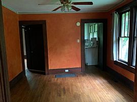 416 Hazel Mill Rd, Asheville, Nc 28806  in Asheville, NC (Photo 5 of 11)