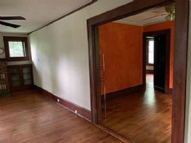 416 Hazel Mill Rd, Asheville, Nc 28806  in Asheville, NC (Photo 6 of 11)