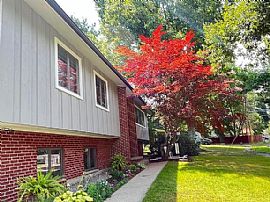 1256 Romayne Dr, Akron, Oh 44313  Comfortable House For Rent in Akron, OH (Photo 3 of 11)