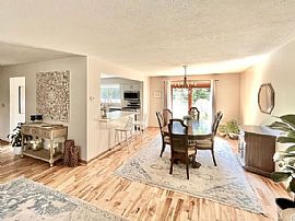 1256 Romayne Dr, Akron, Oh 44313  Comfortable House For Rent in Akron, OH (Photo 5 of 11)