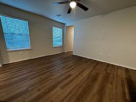 10817 Nw 119th St, Yukon, Ok 73099     Available For Rent  in Yukon, OK (Photo 5 of 11)