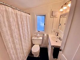 495 Congdon Hill Rd, Saunderstown, Ri 02874 in Saunderstown, RI (Photo 7 of 9)