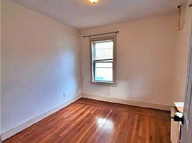 125 Smith St, Cranston, Ri 02905 in Cranston, RI (Photo 6 of 10)