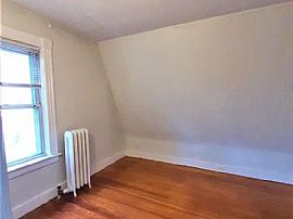 125 Smith St, Cranston, Ri 02905 in Cranston, RI (Photo 7 of 10)