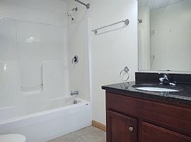 14 Dean Ave, Newport, Ri 02840 in Newport, RI (Photo 7 of 9)