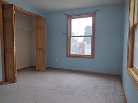 14 Dean Ave, Newport, Ri 02840 in Newport, RI (Photo 8 of 9)