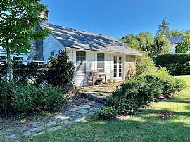 495 Congdon Hill Rd Unit Cottage, North Kingstown, Ri 02874 in North Kingstown, RI