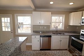 1304 Mcdow Dr, Rock Hill, Sc 29732    Lovely House in Rock Hill, SC (Photo 6 of 11)