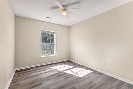 323 Edenton Rd, Goose Creek, Sc 29445  Lovely House For Rent in Goose Creek, SC (Photo 11 of 11)