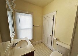 704 S Wisconsin St, Mitchell, Sd 57301   For Rent in Mitchell, SD (Photo 10 of 10)