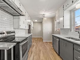 820 Summit Dr Ne, Albuquerque, Nm 87106   Comfortable House in Albuquerque, NM (Photo 4 of 11)