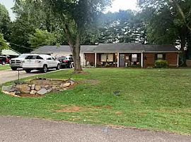 3bdrm/2bath Oasis with Pool in Winston Salem, NC
