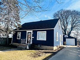 5015 29th Ave, Kenosha, Wi 53140   House For Rent in Kenosha, WI
