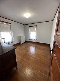 W215s9570 Crowbar Dr, Muskego, Wi 53150  House For Rent in Muskego, WI (Photo 8 of 9)