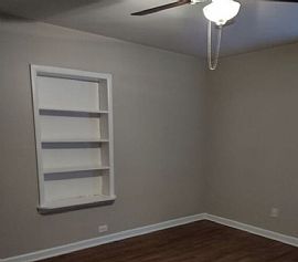 165 Vann Cir, Trussville, Al 35173 in Trussville, AL (Photo 4 of 6)