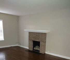 165 Vann Cir, Trussville, Al 35173 in Trussville, AL (Photo 5 of 6)