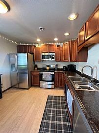 1115 21st Ave, Fairbanks, Ak 99701 Lovely House in Fairbanks, AK (Photo 3 of 7)