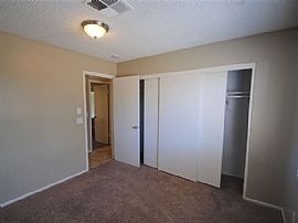 4649 W Hubbell St, Phoenix, Az 85035  Charming House in Phoenix, AZ (Photo 8 of 10)