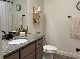 496 Hall Pl, Pea Ridge, Ar 72751  Home For Rent in Pea Ridge, AR (Photo 4 of 6)