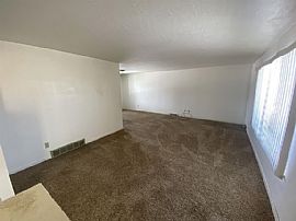 1605 28th Ave, Greeley, Co 80634  Nice House in Greeley, CO (Photo 3 of 11)