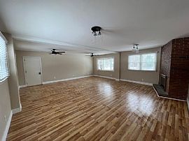 16 Eastview Dr, Vernon, Ct 06066 in Vernon, CT (Photo 3 of 9)