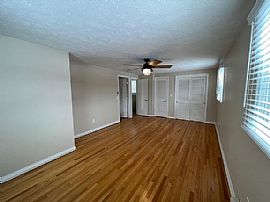 16 Eastview Dr, Vernon, Ct 06066 in Vernon, CT (Photo 4 of 9)