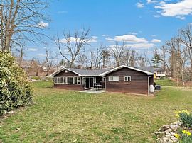 7 Park Ln, Westport, Ct 06880 in Westport, CT (Photo 2 of 8)