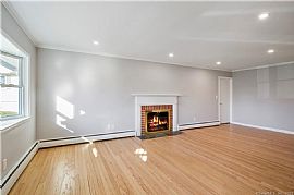 58 Maryanne Ln, Stamford, Ct 06905 in Stamford, CT (Photo 3 of 10)