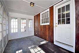 63 S Center St, Windsor Locks, Ct 06096  House For Rent in Windsor Locks, CT (Photo 9 of 10)