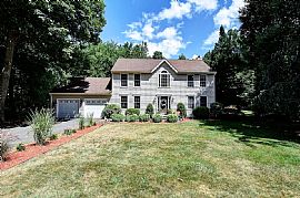 152 Kate Ln, Tolland, Ct 06084 in Tolland, CT