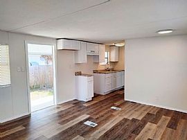 7040 Commons Blvd, Port Richey, Fl 34668 in Port Richey, FL (Photo 4 of 8)