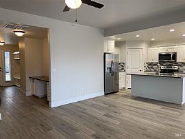 450 Southwood Ave W, Twin Falls, Id 83301  House For Rent in Twin Falls, ID (Photo 5 of 9)